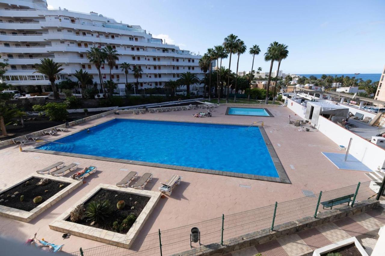 Modern Apartment With Pool And Wifi Playa Feñabe Εξωτερικό φωτογραφία